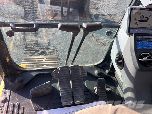 Komatsu HB215LC-1 Гусеничні екскаватори