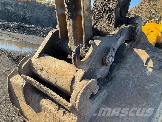 Komatsu HB365LC-3E0 Kāpurķēžu ekskavatori