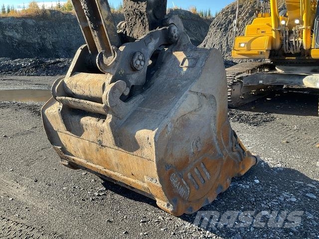 Komatsu HB365LC-3E0 Kāpurķēžu ekskavatori