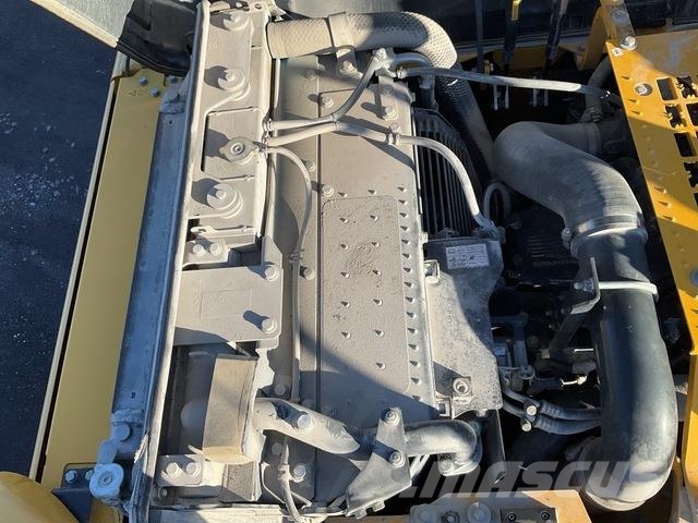 Komatsu HB365LC-3E0 Kāpurķēžu ekskavatori