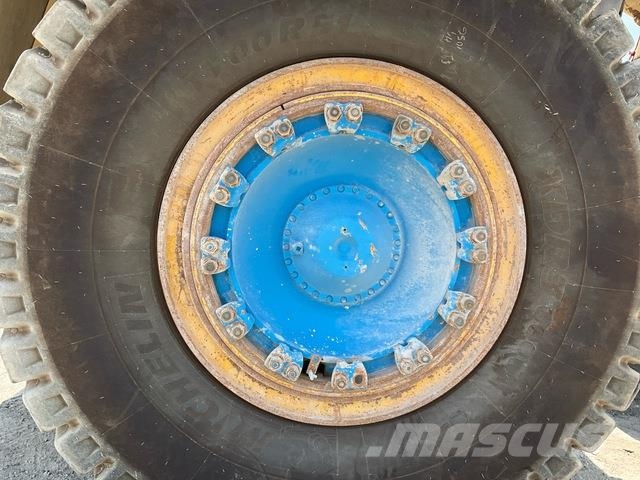 Komatsu HD1500-7 연결식 홀러