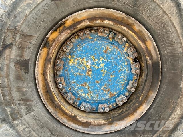 Komatsu HD1500-7 연결식 홀러