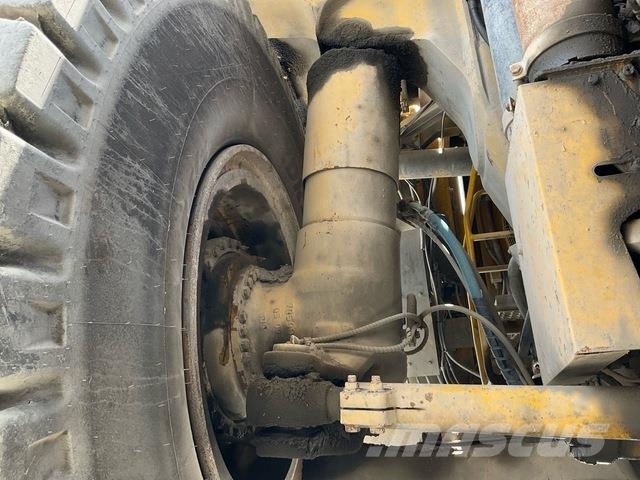 Komatsu HD1500-7 연결식 홀러