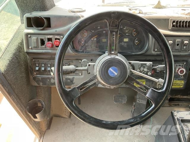 Komatsu HD1500-7 연결식 홀러