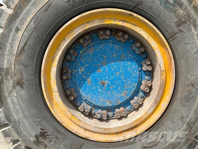 Komatsu HD1500-7 연결식 홀러