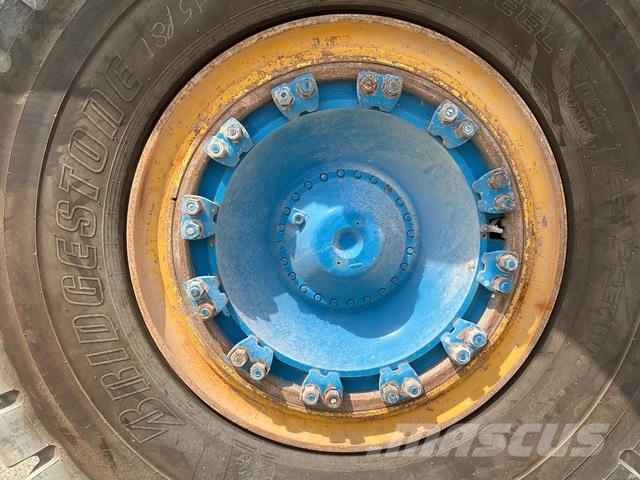 Komatsu HD1500-7 연결식 홀러