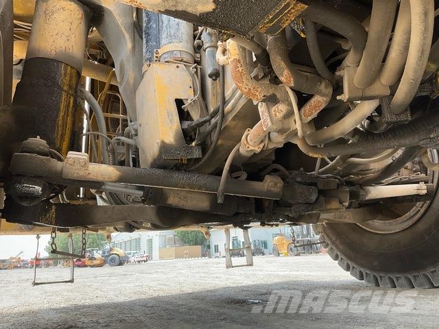 Komatsu HD1500-7 Karjeriniai savivarčiai