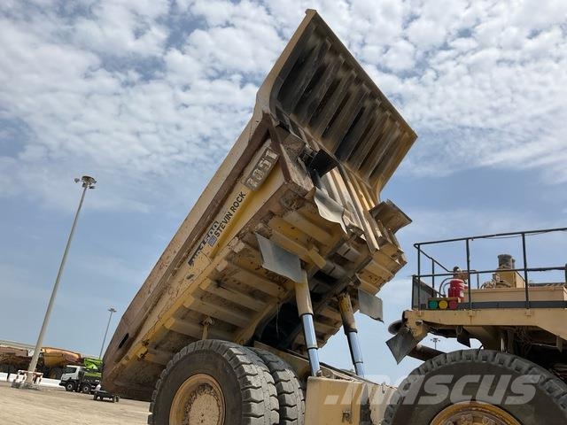 Komatsu HD1500-7 Karjeriniai savivarčiai