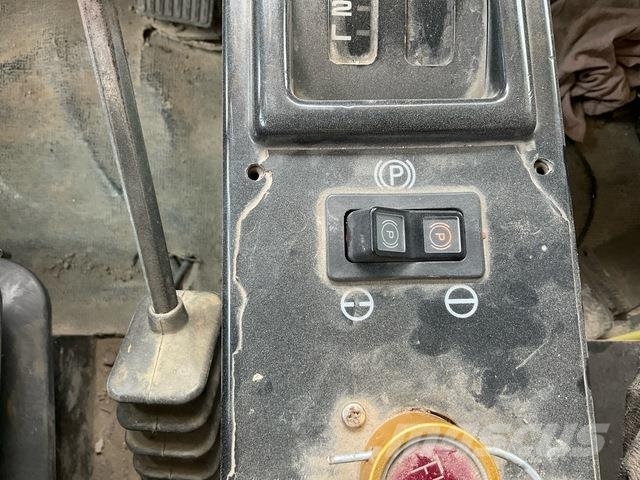 Komatsu HD1500-7 Karjeriniai savivarčiai