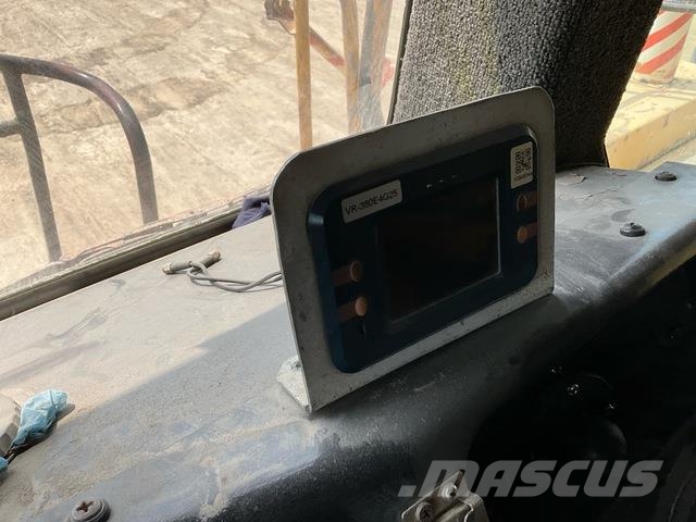 Komatsu HD1500-7 Karjeriniai savivarčiai