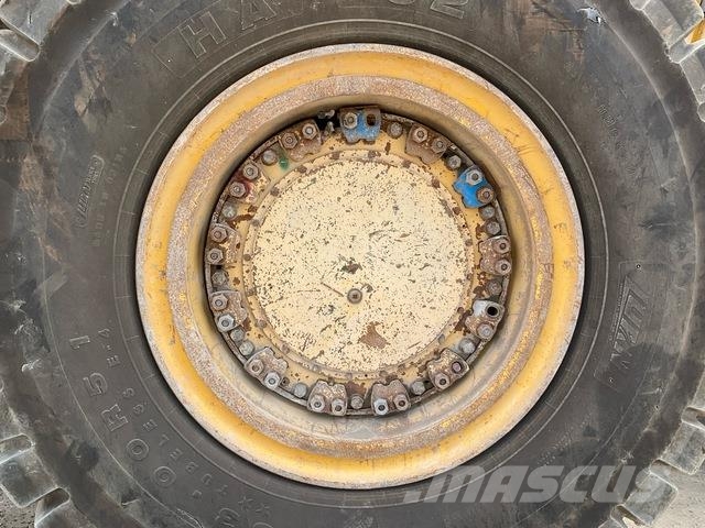 Komatsu HD1500-7 Karjeriniai savivarčiai