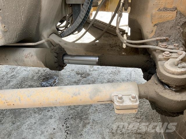 Komatsu HD1500-7 Karjeriniai savivarčiai