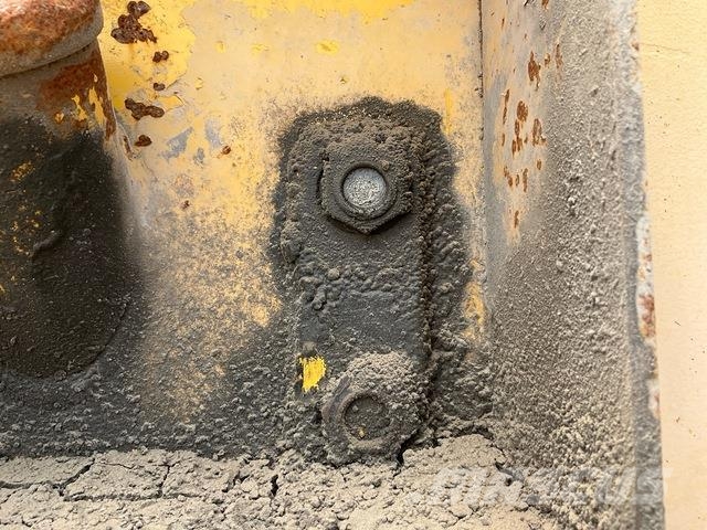 Komatsu HD1500-7 Karjeriniai savivarčiai
