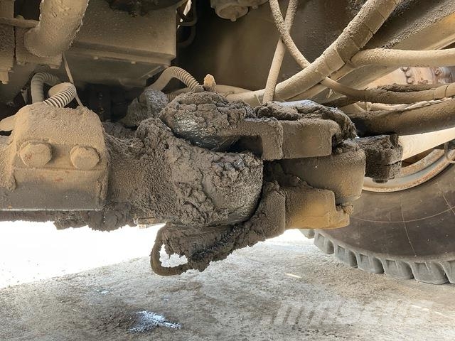 Komatsu HD1500-7 Karjeriniai savivarčiai