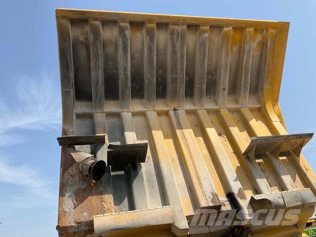 Komatsu HD1500-7 ساحبات مفصلية