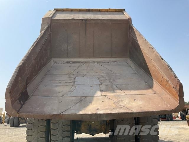 Komatsu HD1500-7 ساحبات مفصلية