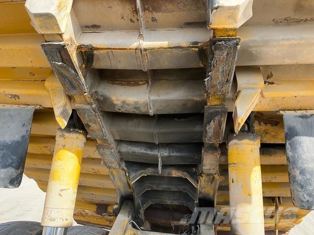 Komatsu HD1500-7 ساحبات مفصلية
