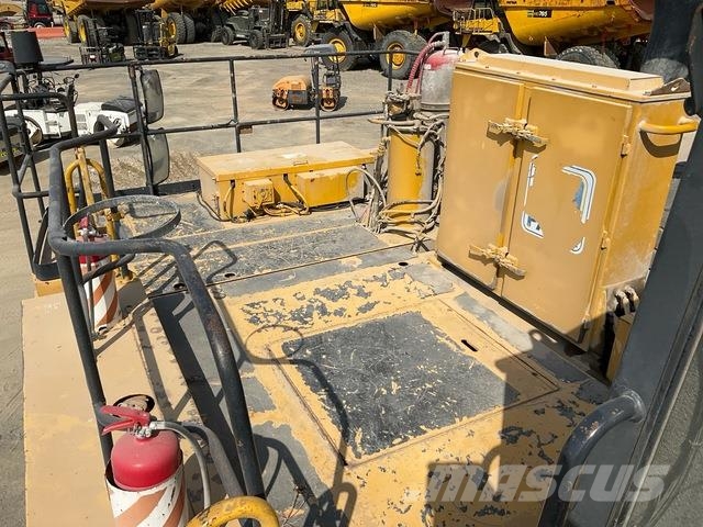 Komatsu HD1500-7 ساحبات مفصلية
