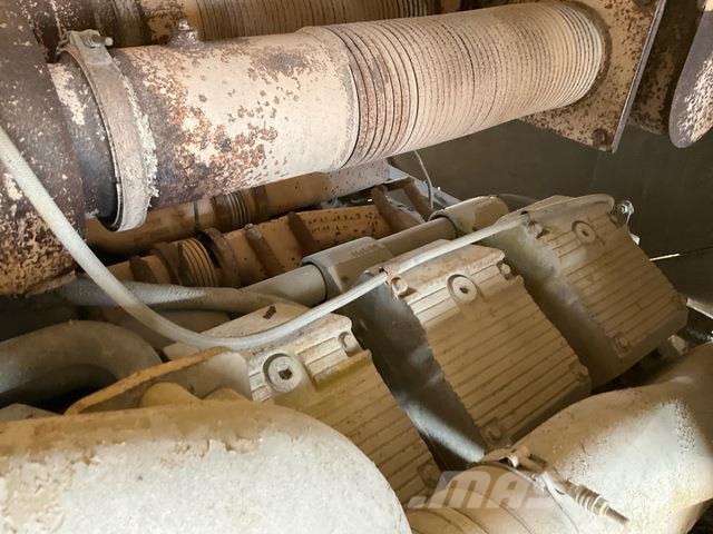 Komatsu HD1500-7 ساحبات مفصلية