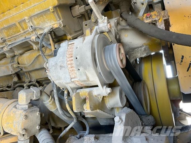 Komatsu HD1500-7 ساحبات مفصلية