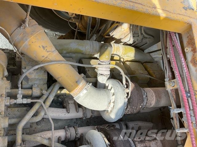 Komatsu HD1500-7 ساحبات مفصلية