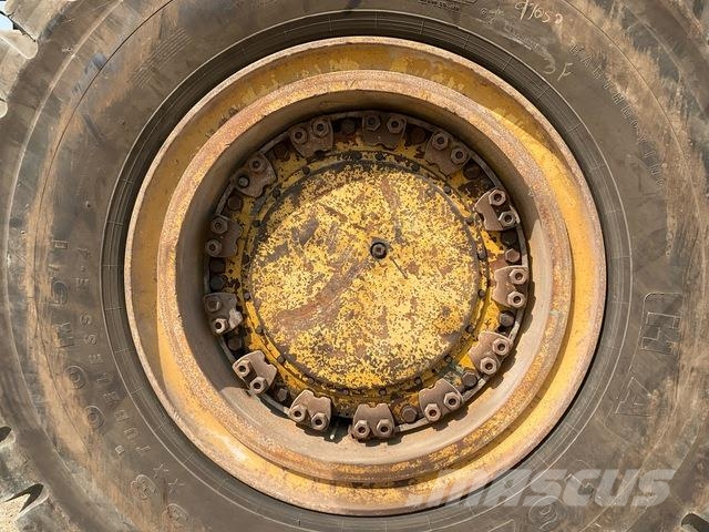 Komatsu HD1500-7 ساحبات مفصلية