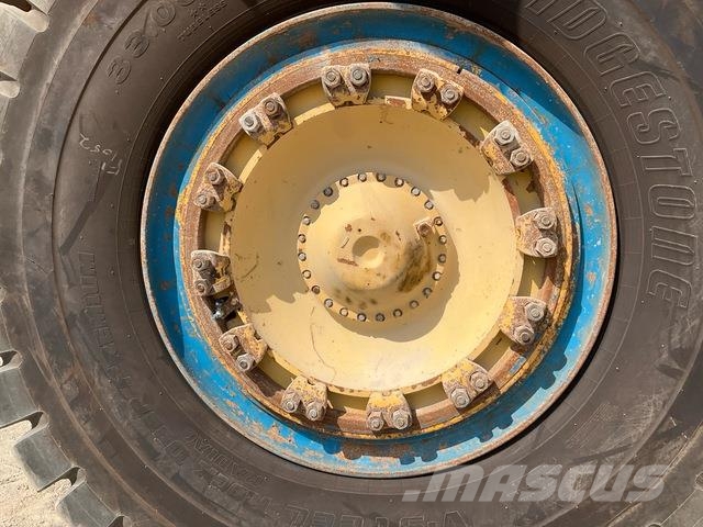 Komatsu HD1500-7 ساحبات مفصلية
