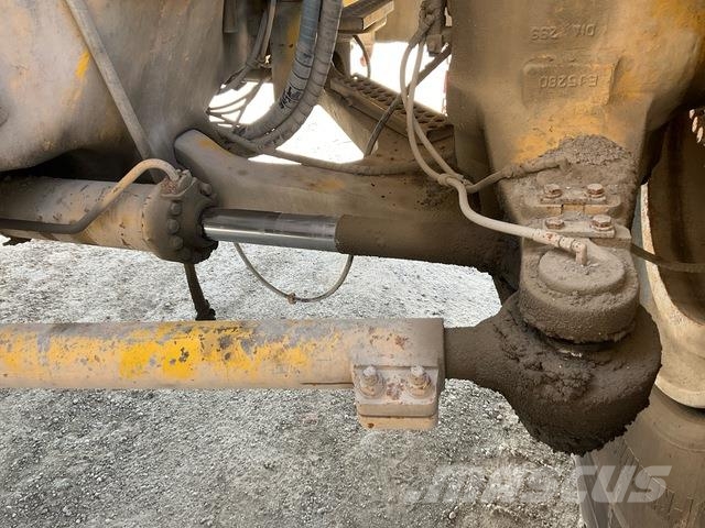 Komatsu HD1500-7 ساحبات مفصلية