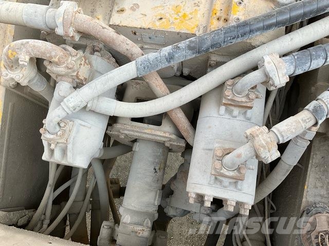Komatsu HD1500-7 ساحبات مفصلية