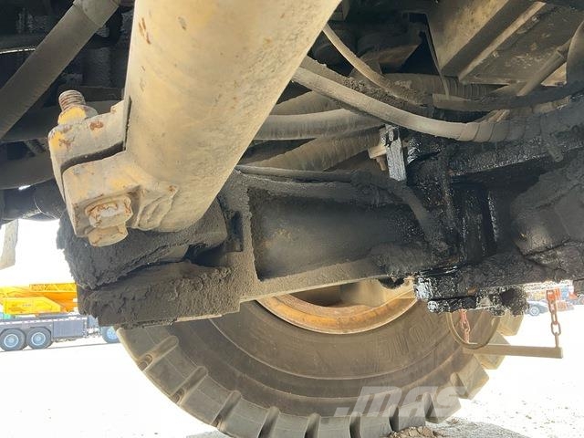Komatsu HD1500-7 ساحبات مفصلية