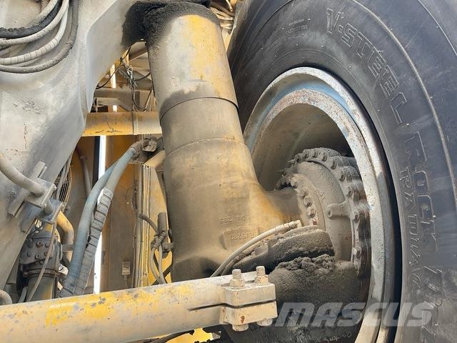 Komatsu HD1500-7 ساحبات مفصلية