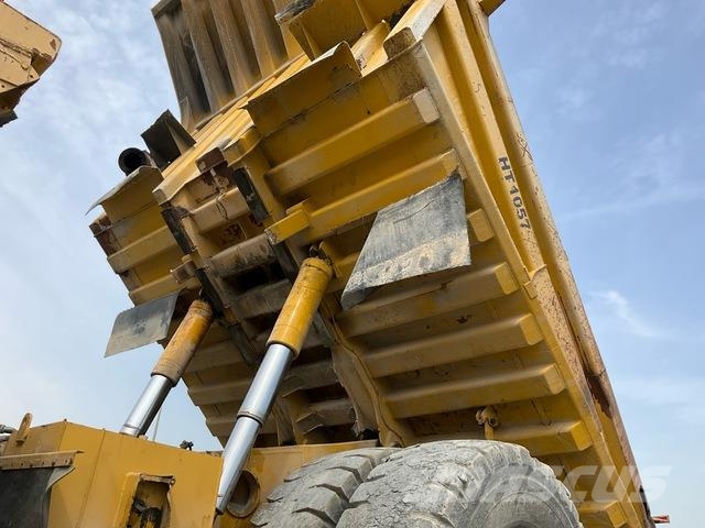 Komatsu HD1500-7 ساحبات مفصلية