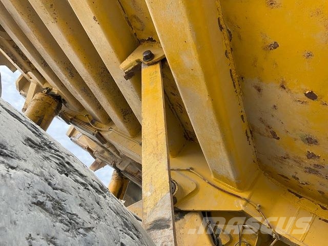 Komatsu HD1500-7 ساحبات مفصلية