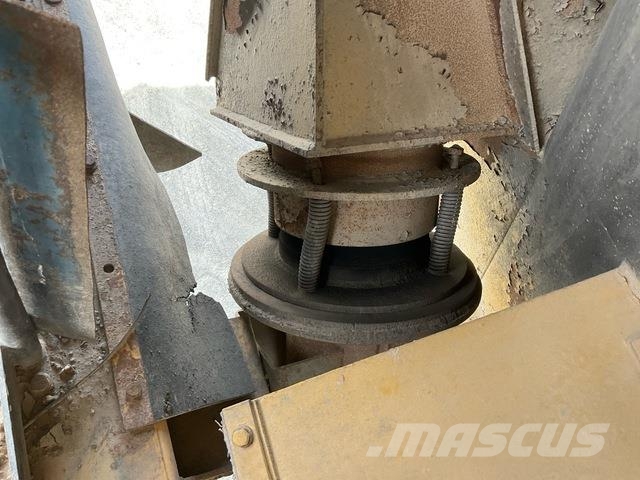 Komatsu HD1500-7 ساحبات مفصلية