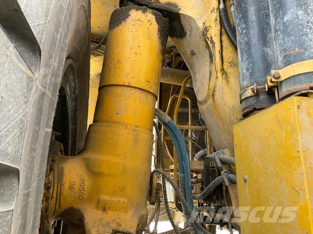 Komatsu HD1500-7 ساحبات مفصلية