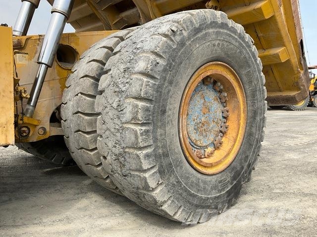 Komatsu HD1500-7 ساحبات مفصلية