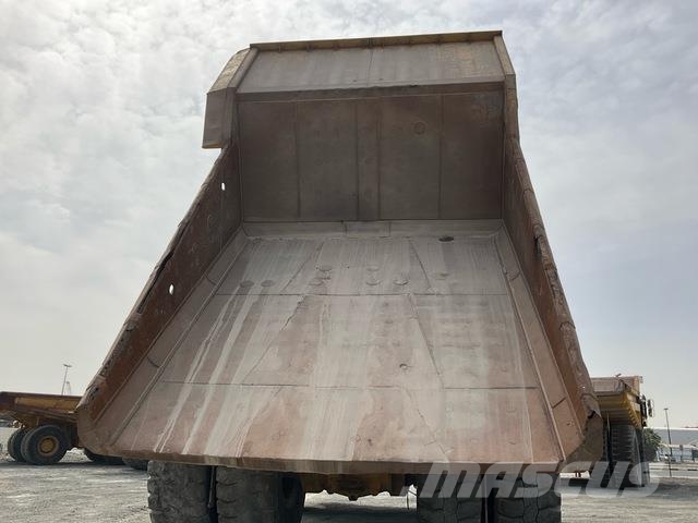 Komatsu HD1500-7 ساحبات مفصلية