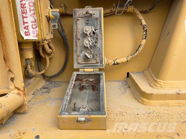 Komatsu HD1500-7 ساحبات مفصلية