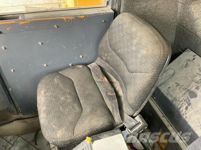 Komatsu HD1500-7 ساحبات مفصلية