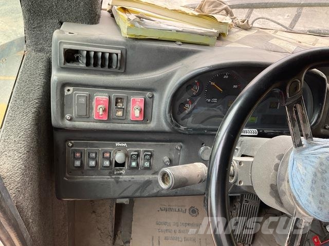 Komatsu HD1500-7 ساحبات مفصلية