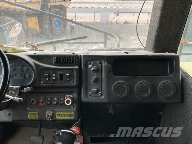 Komatsu HD1500-7 ساحبات مفصلية
