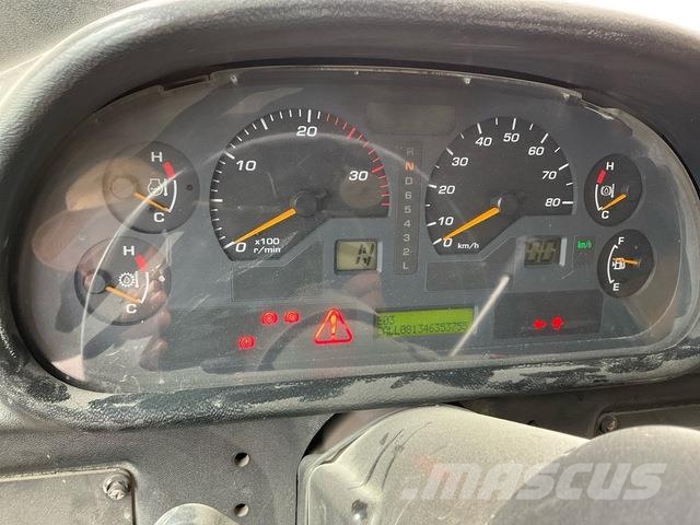 Komatsu HD1500-7 ساحبات مفصلية