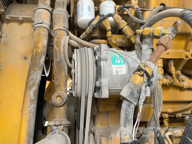 Komatsu HD1500-7 ساحبات مفصلية