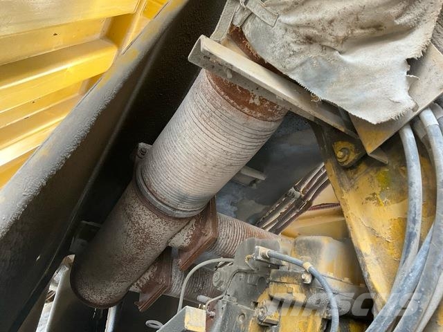 Komatsu HD1500-7 ساحبات مفصلية