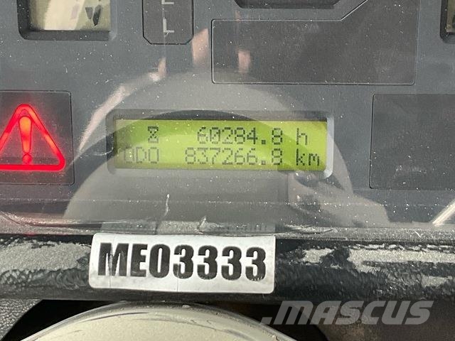 Komatsu HD1500-7 ساحبات مفصلية