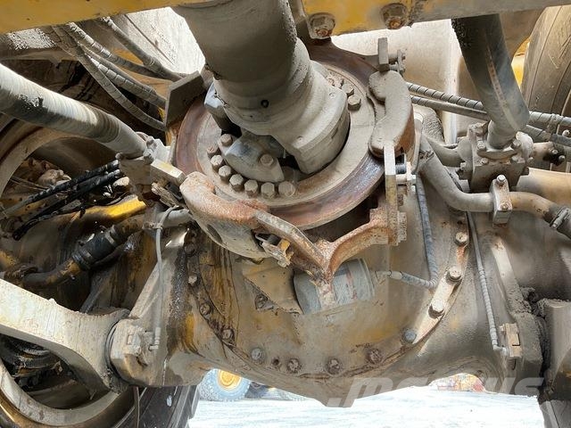 Komatsu HD1500-7 ساحبات مفصلية