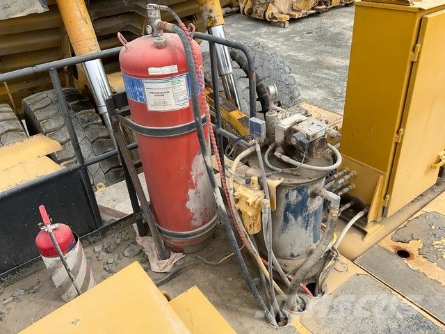 Komatsu HD1500-7 ساحبات مفصلية