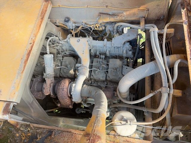 Komatsu HD255-5 Kĺbové nákladné autá