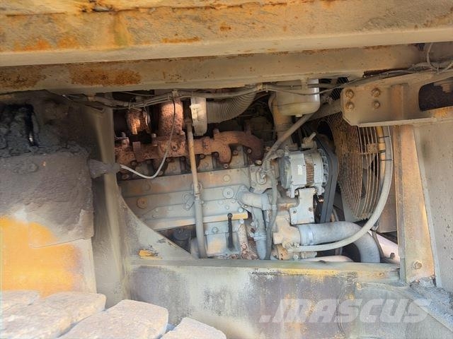 Komatsu HD255-5 Kĺbové nákladné autá