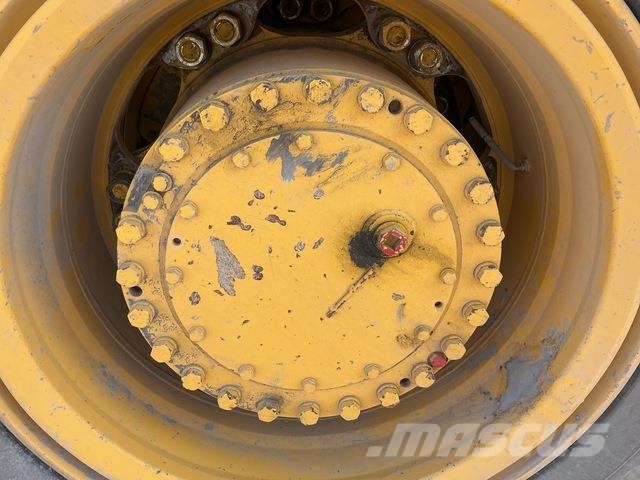 Komatsu HD325-7 Σπαστό Dump Truck ADT